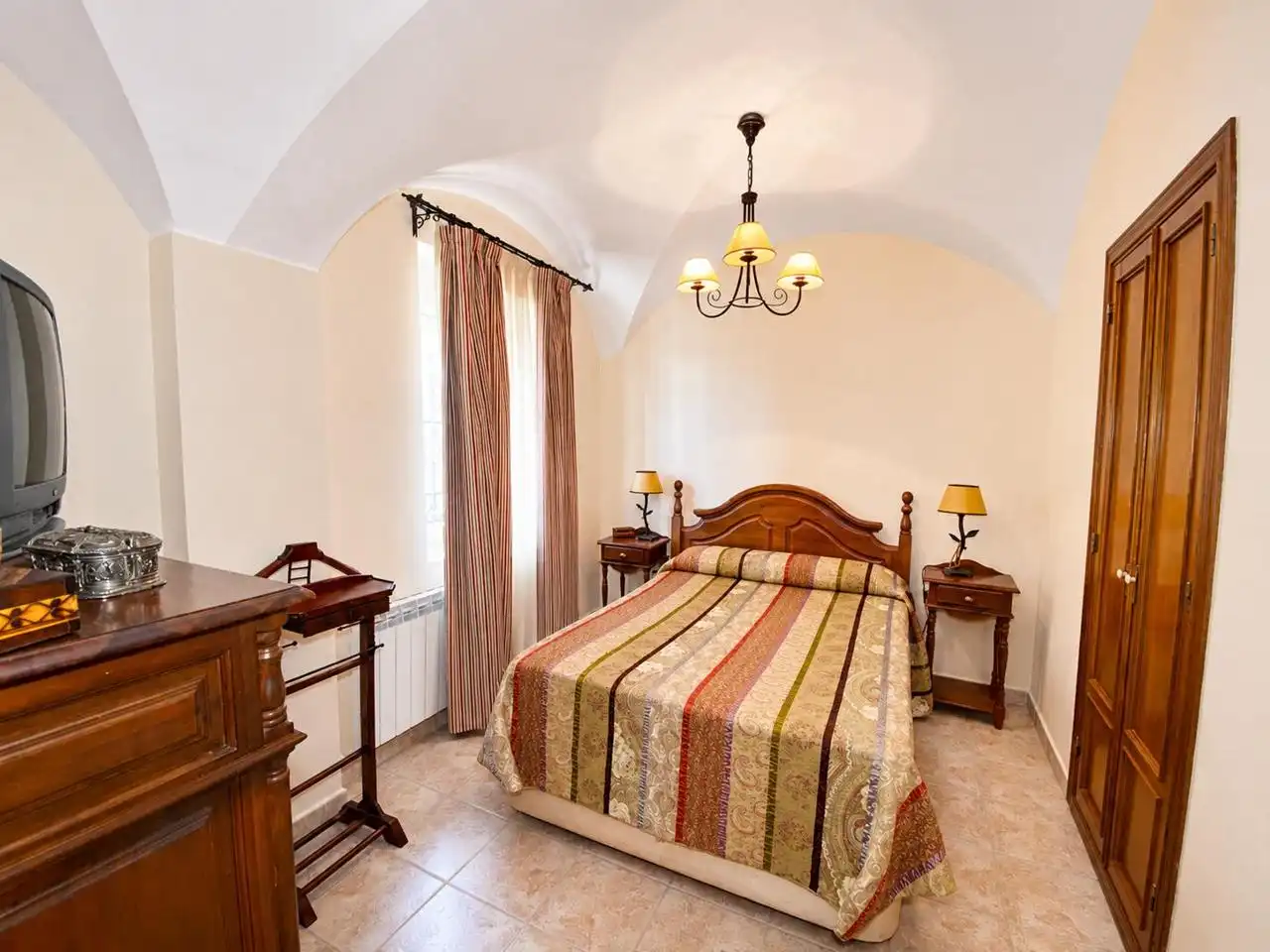 House with pool for sale in La Garrovilla, imagen 5