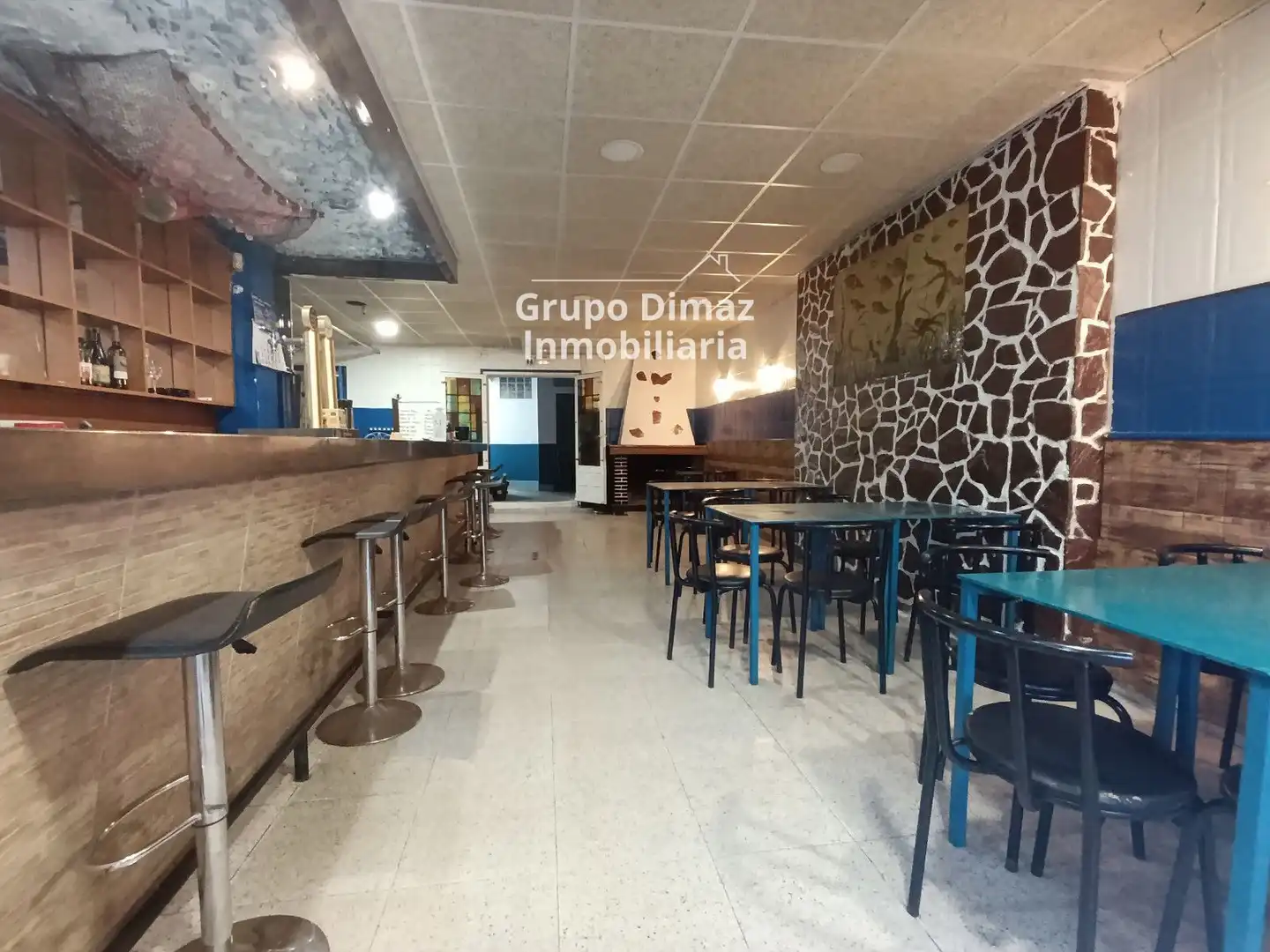 Local comercial en venta en almeria