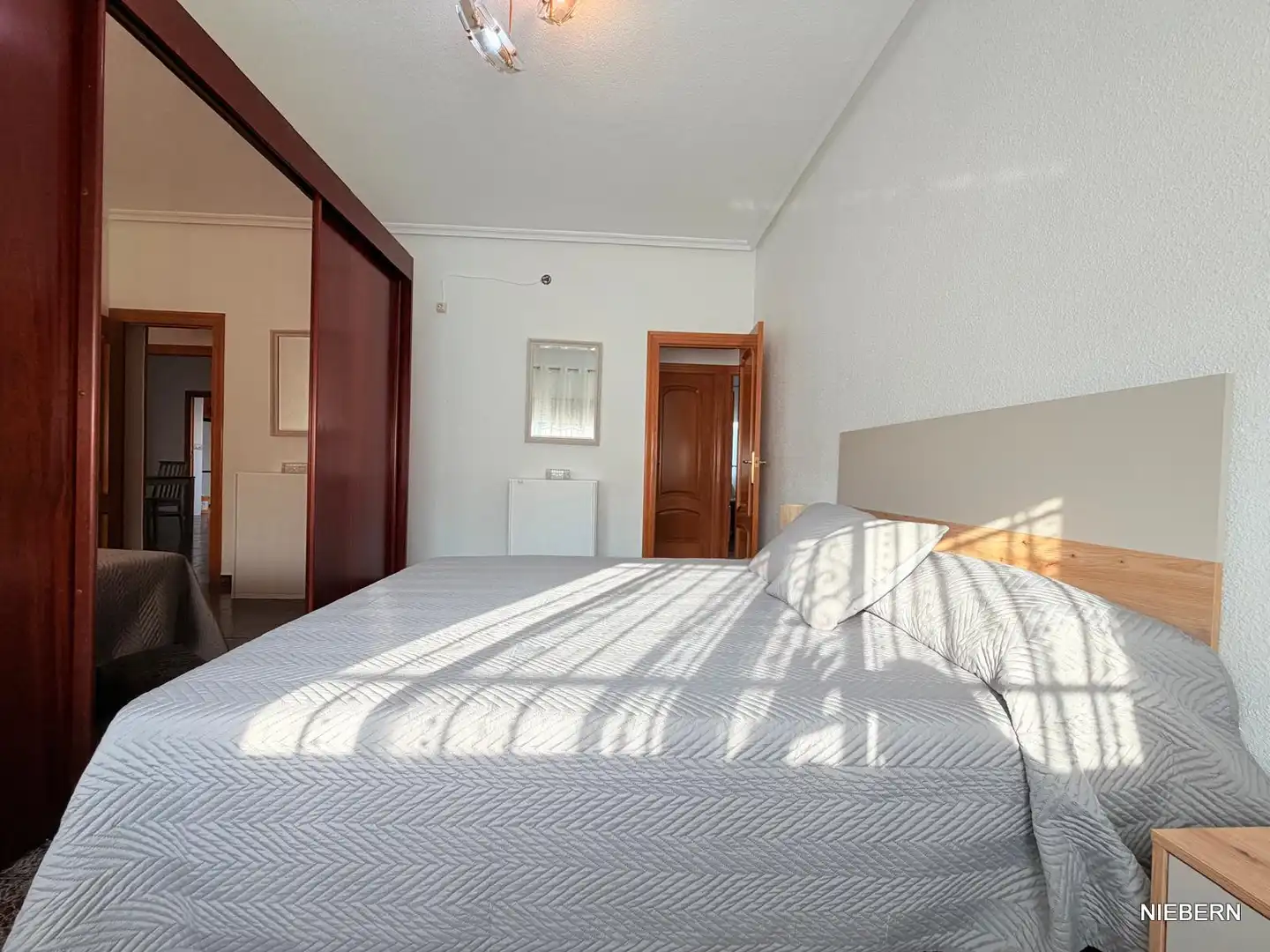 Dormitori de Casa o xalet de lloguer en Cartagena amb Aire condicionat, Terrassa i Moblat
