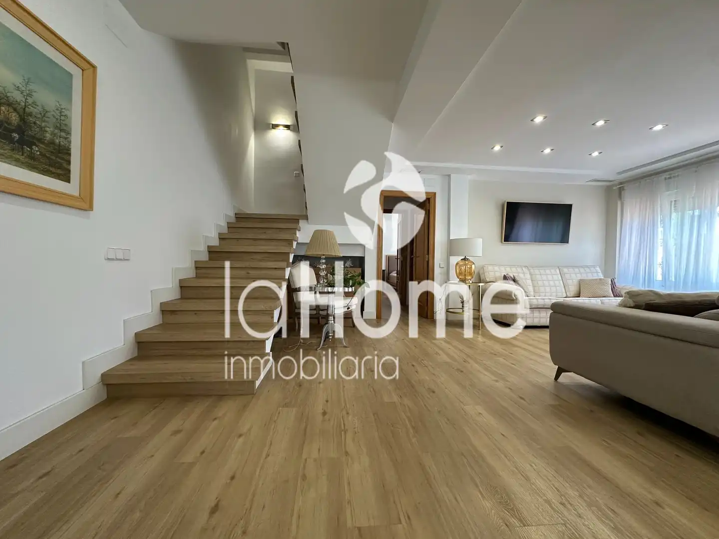 Sala de estar de Casa o chalet en venta en Paterna con Aire acondicionado, Calefacción y Jardín privado