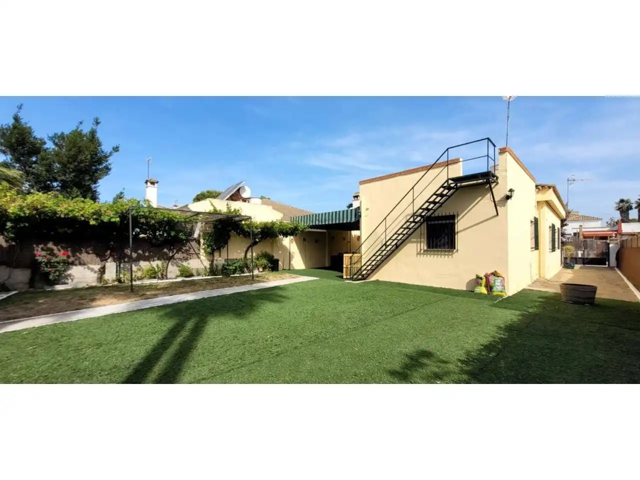 Garden of Houses for sale in Sanlúcar de Barrameda  with Air Conditioner and Terrace