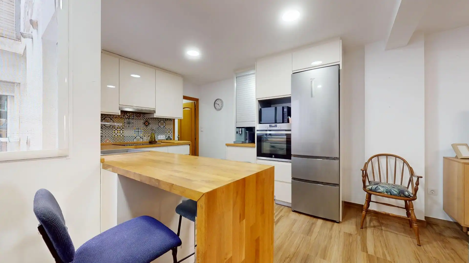 Kitchen of Flat for sale in Elche / Elx  with Air Conditioner and Balcony