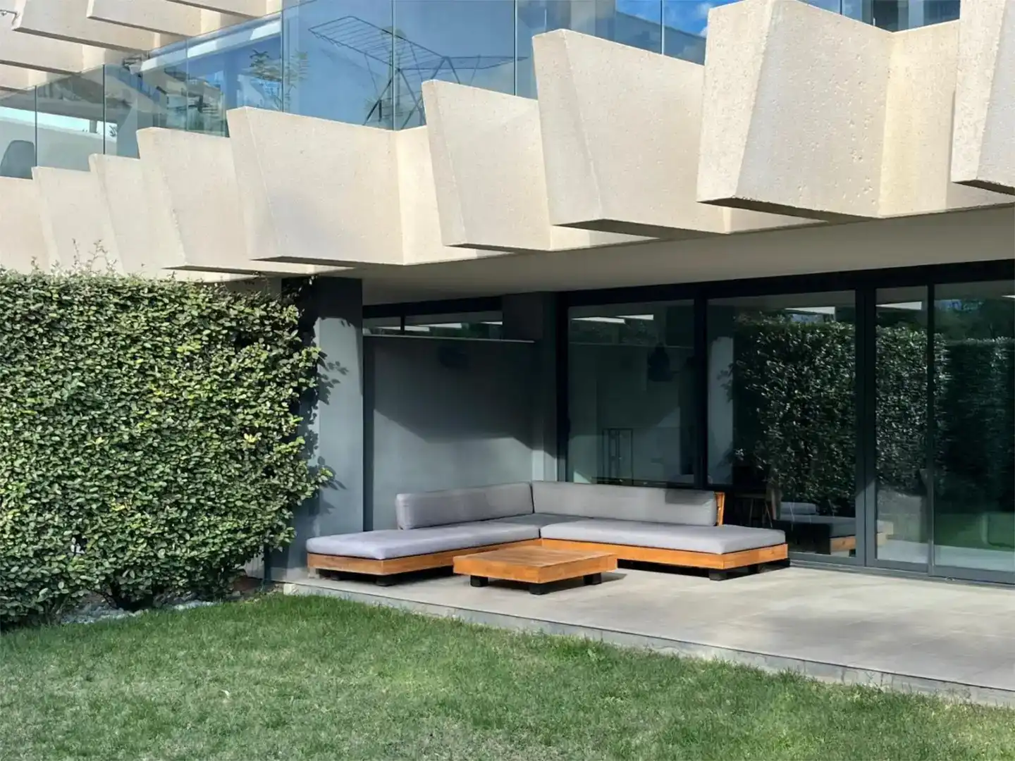 Terrasse von Wohnung zur Miete in Selwo