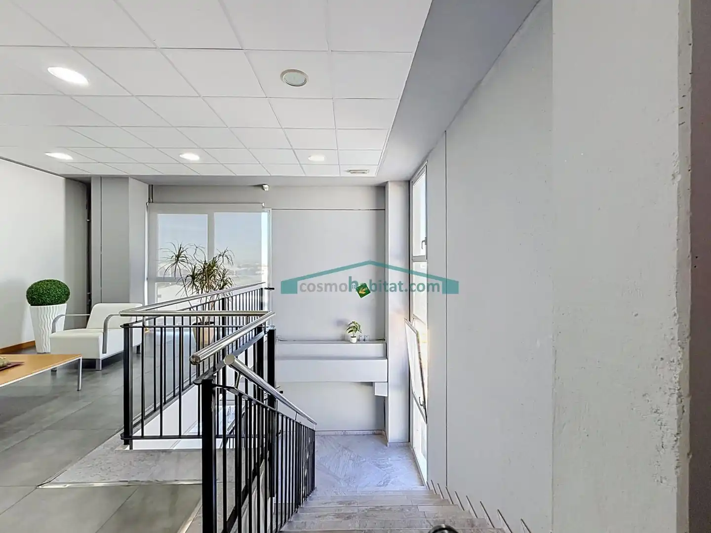 Industrial building to rent in Fuente del Jarro, imagen 6