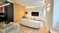 Sala d'estar de Pis en venda en  Madrid Capital amb Aire condicionat i Calefacció