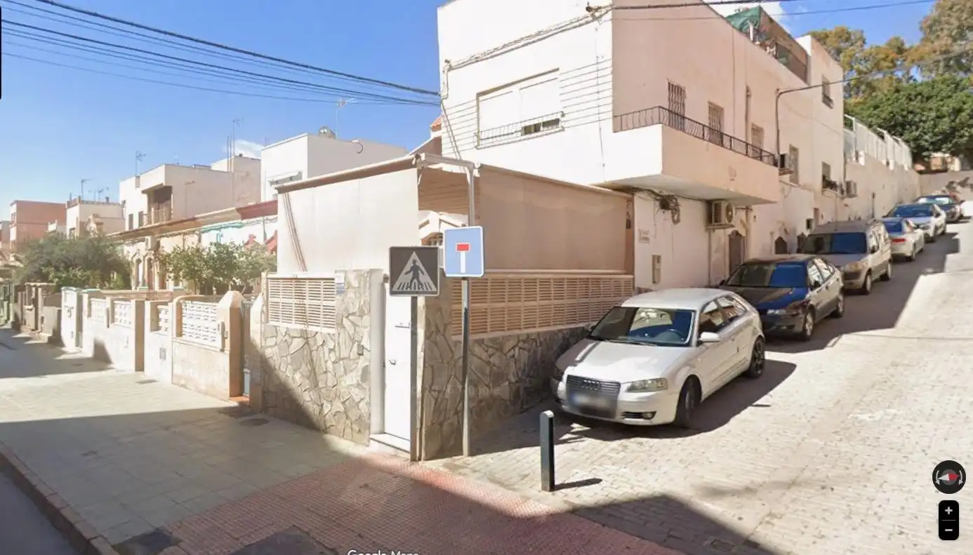 Vista exterior de Casa o xalet de lloguer en Almería
