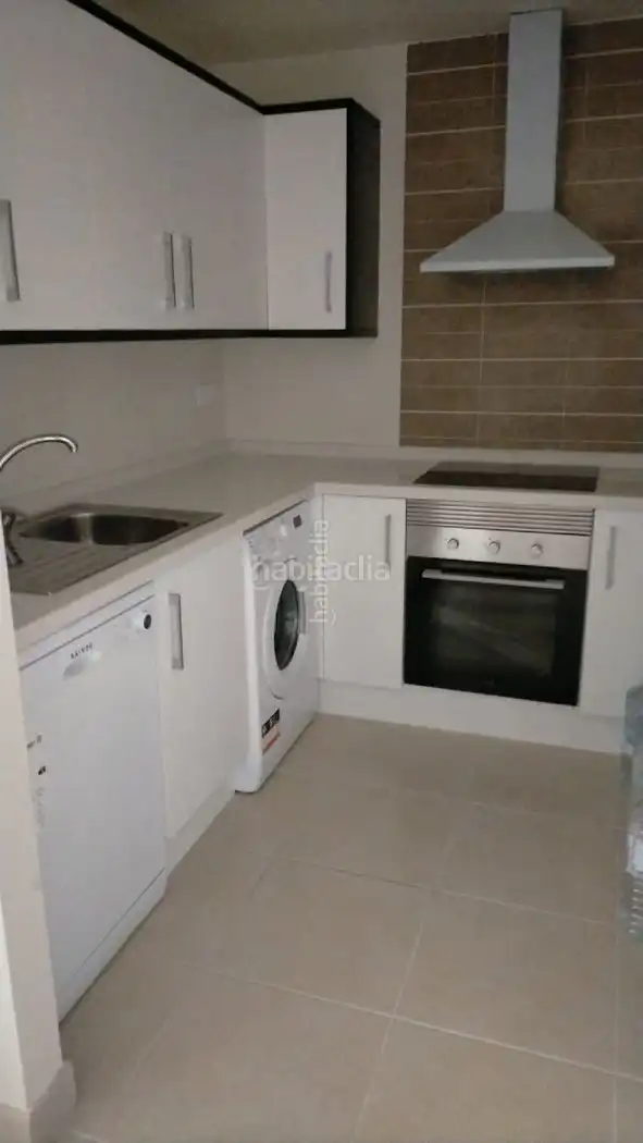 Apartamento con piscina en alquiler en Avinguda de la Generalitat 18, imagen 6