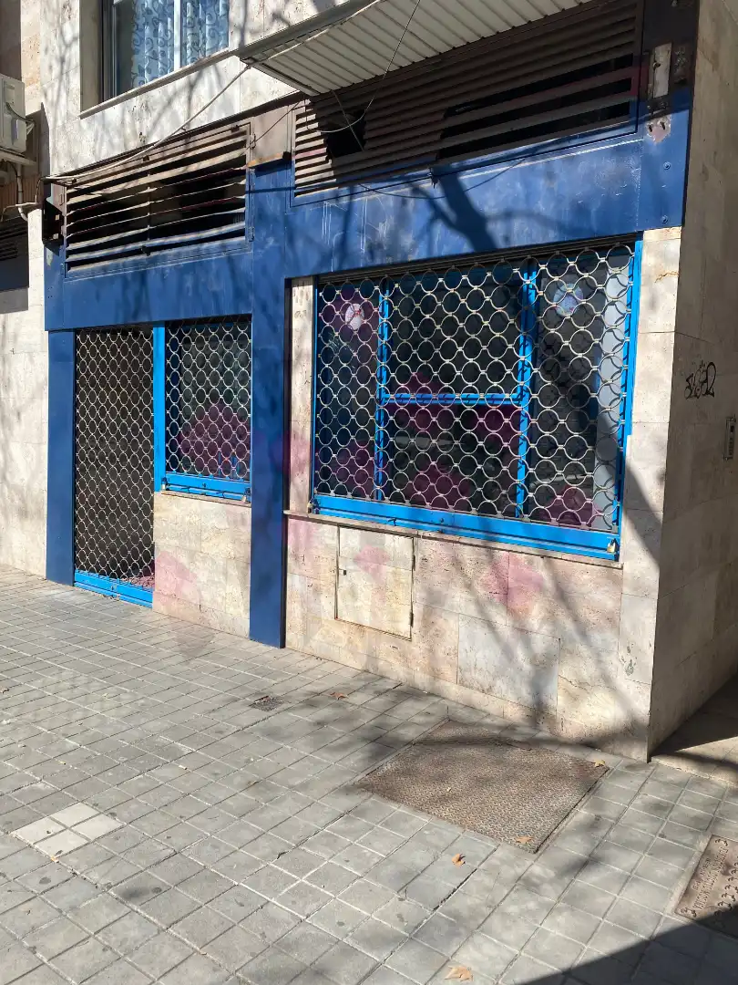 Local comercial en venta en Calle Eras del Cerrillo 15, imagen 2