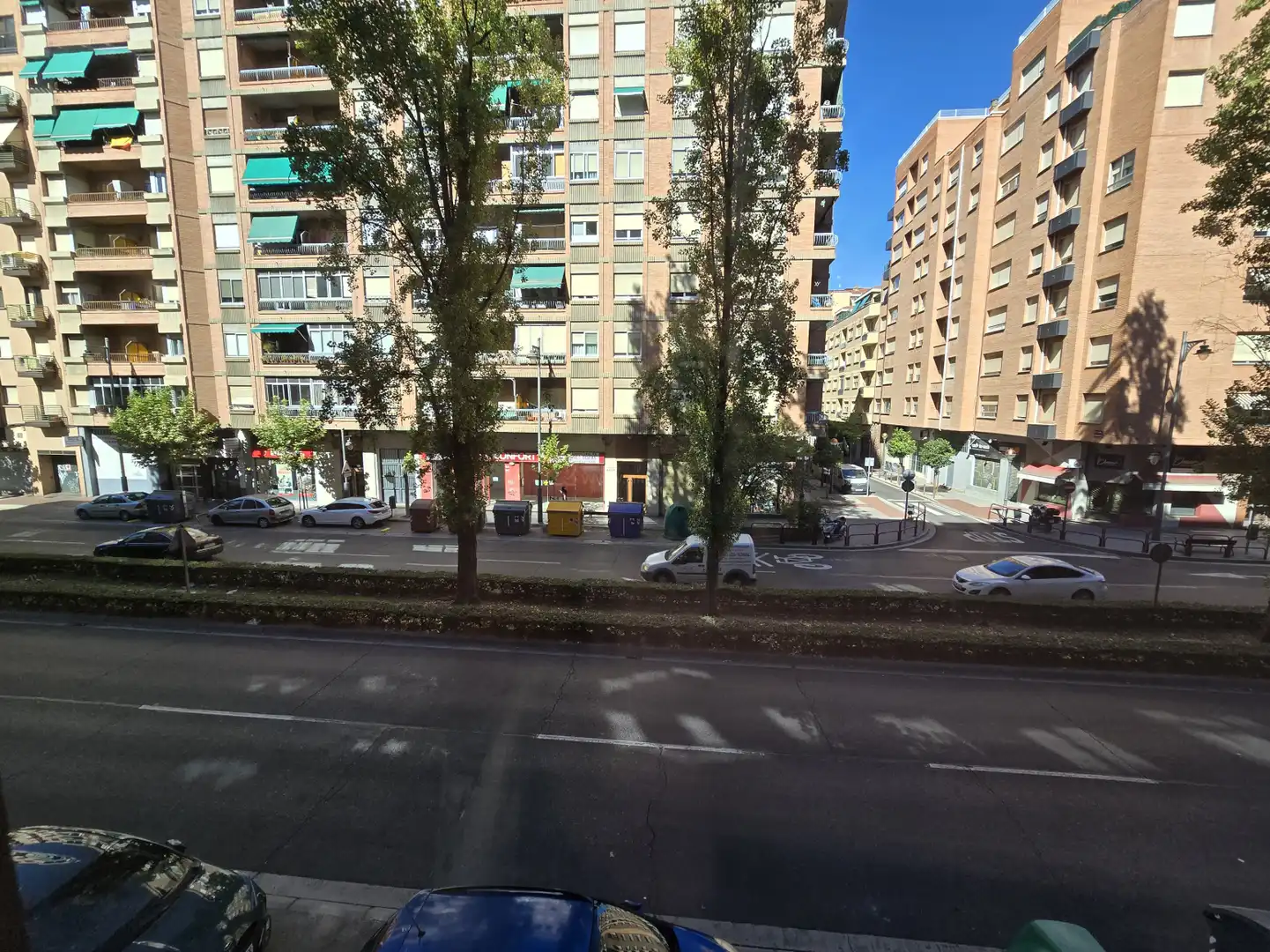 Vista exterior de Oficina en venta en  Logroño con Aire acondicionado y Terraza