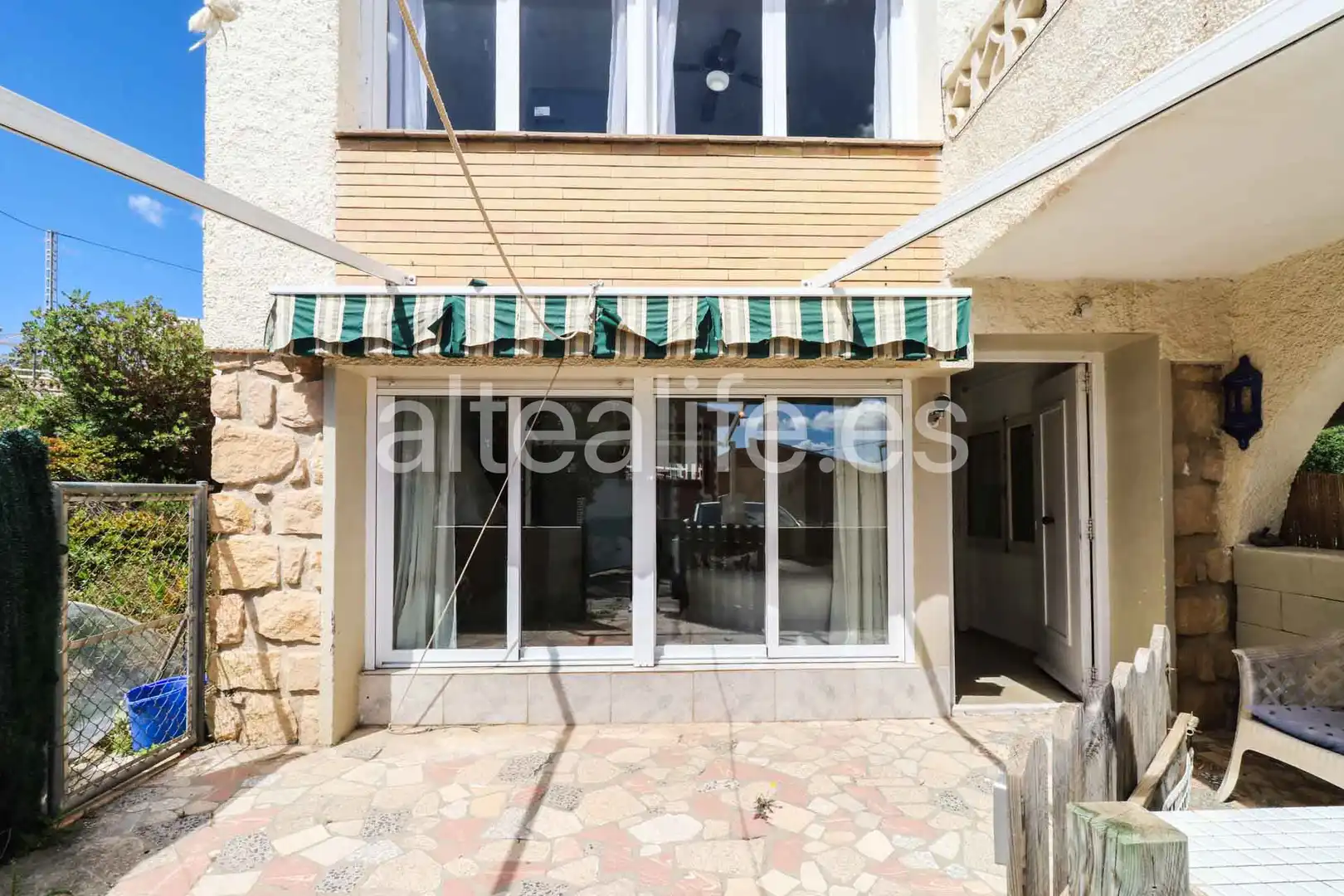 Vista exterior de Casa o chalet en venta en La Nucia con Aire acondicionado, Jardín privado y Terraza