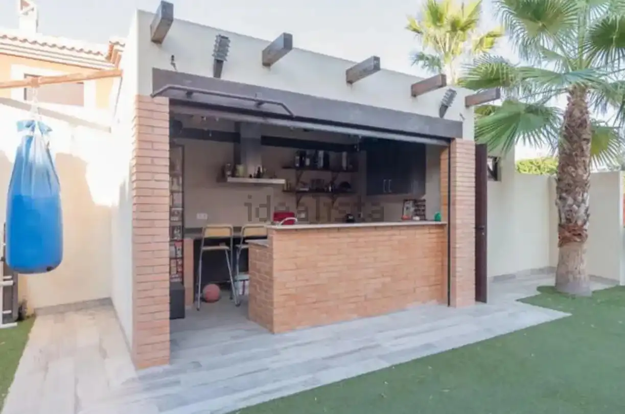 Terrassa de Casa o xalet en venda en Pedanías Oeste