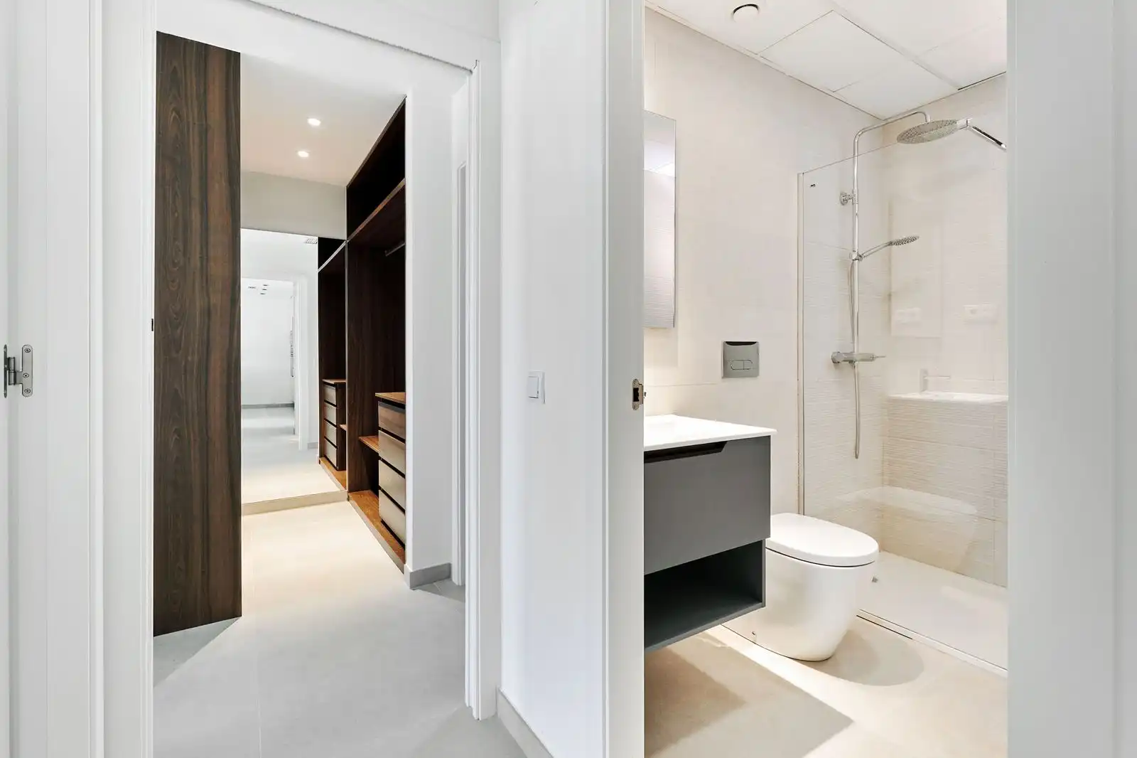 Apartamento con piscina en venta en N/A, imagen 32