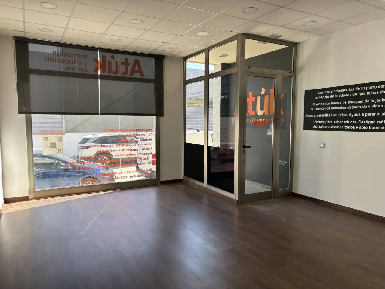 Local comercial en venda a Calle PALAU DELS CONTES