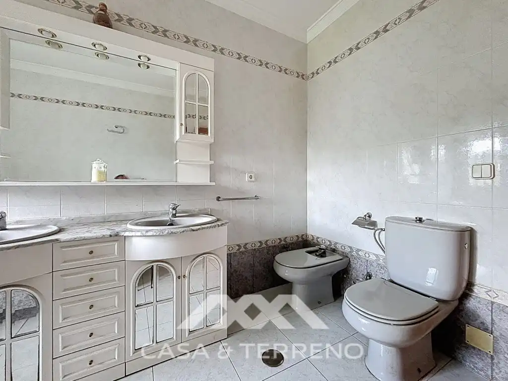 Baño de Casa o chalet en venta en Vélez-Málaga con Aire acondicionado, Jardín privado y Terraza