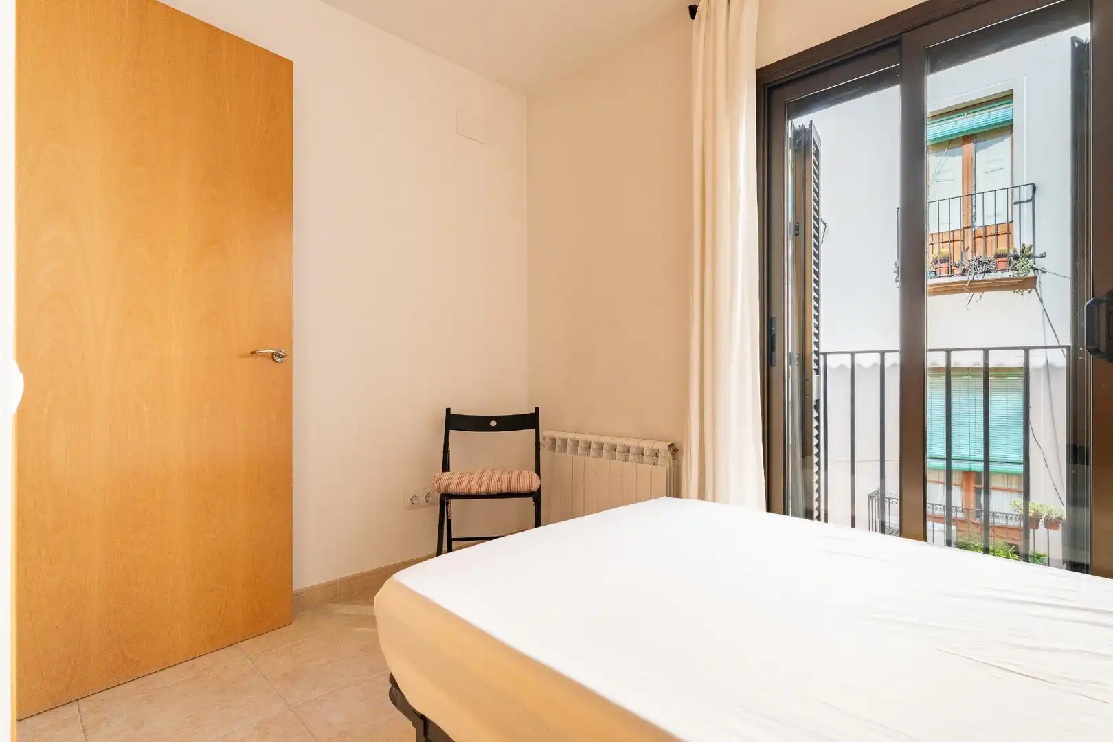 Habitación de Casa o chalet en venta en Falset con Calefacción, Terraza y Balcón