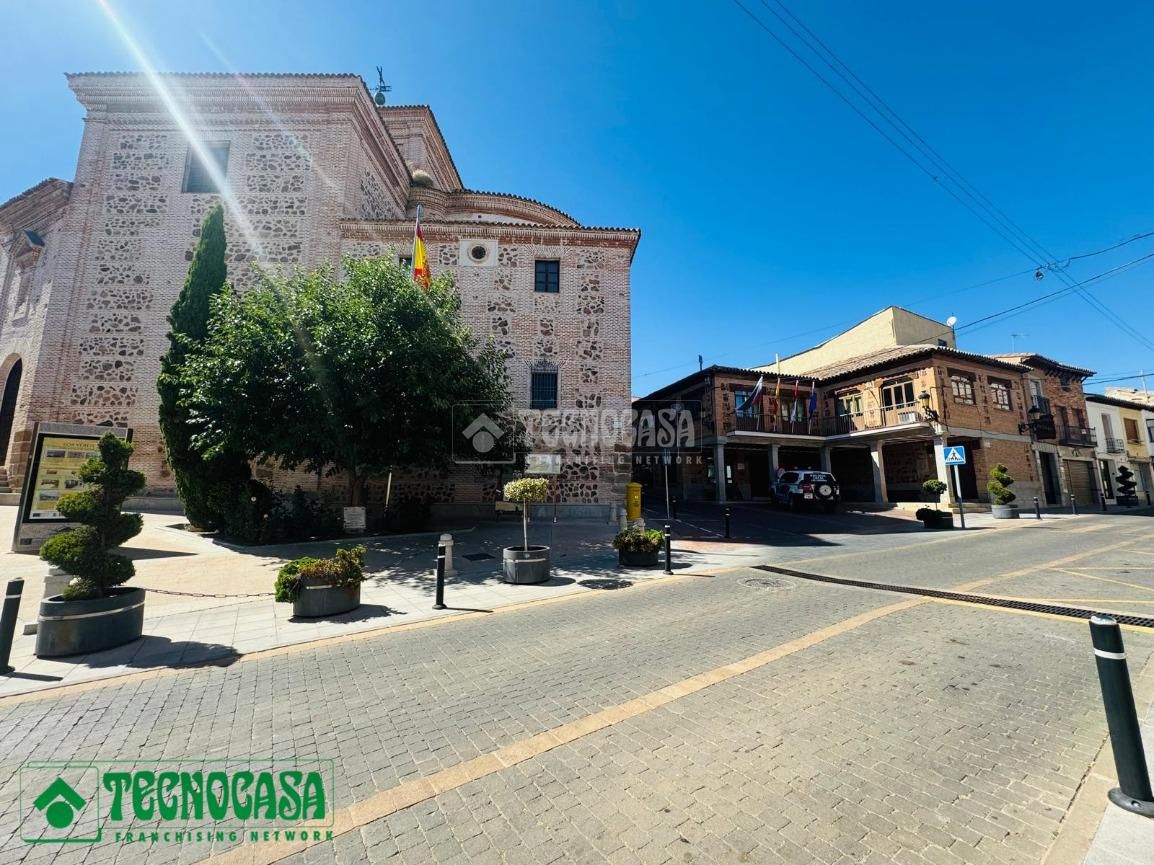 Exterior view of Single-family semi-detached for sale in Los Yébenes  with Heating