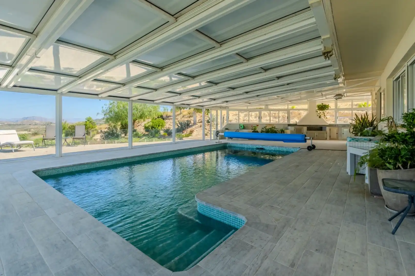 Piscina de Finca rústica en venda en San Miguel de Salinas amb Aire condicionat, Calefacció i Jardí privat