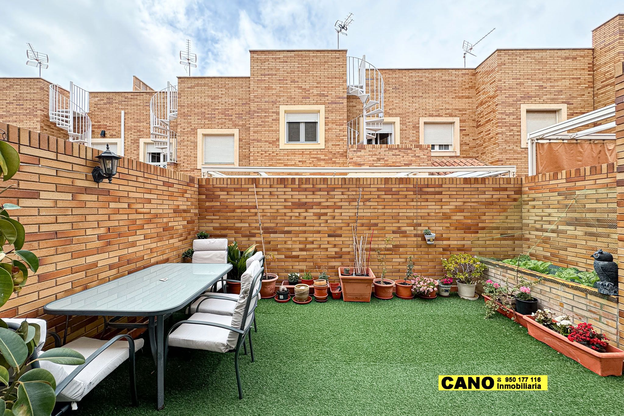 Terrassa de Casa o xalet en venda en  Almería Capital amb Terrassa
