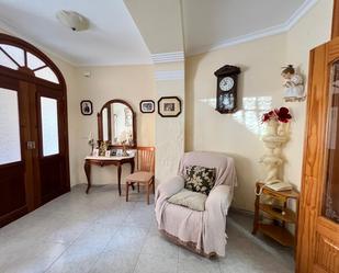 Casa o xalet en venda en Cuevas de San Marcos amb Aire condicionat, Terrassa i Traster