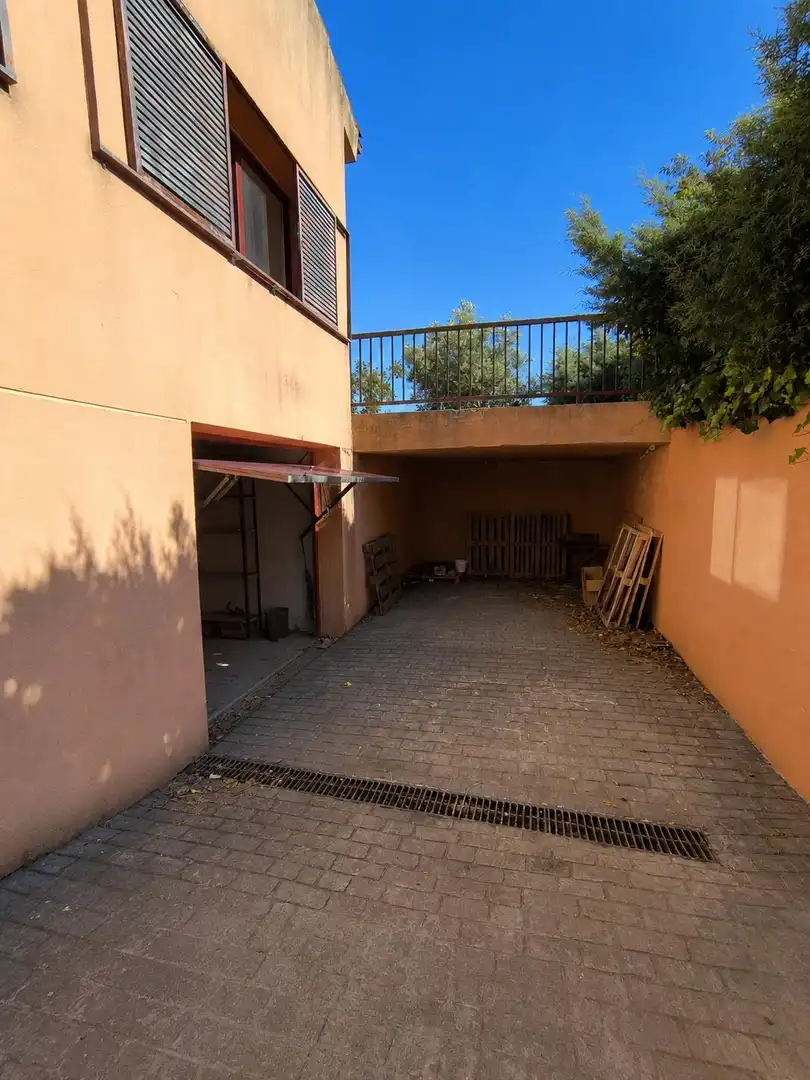 Aparcament de Casa o xalet de lloguer amb opció a compra en Torremocha de Jarama amb Calefacció, Jardí privat i Traster