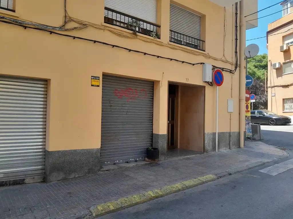 Exterior view of Flat for sale in Montcada i Reixac  with Balcony