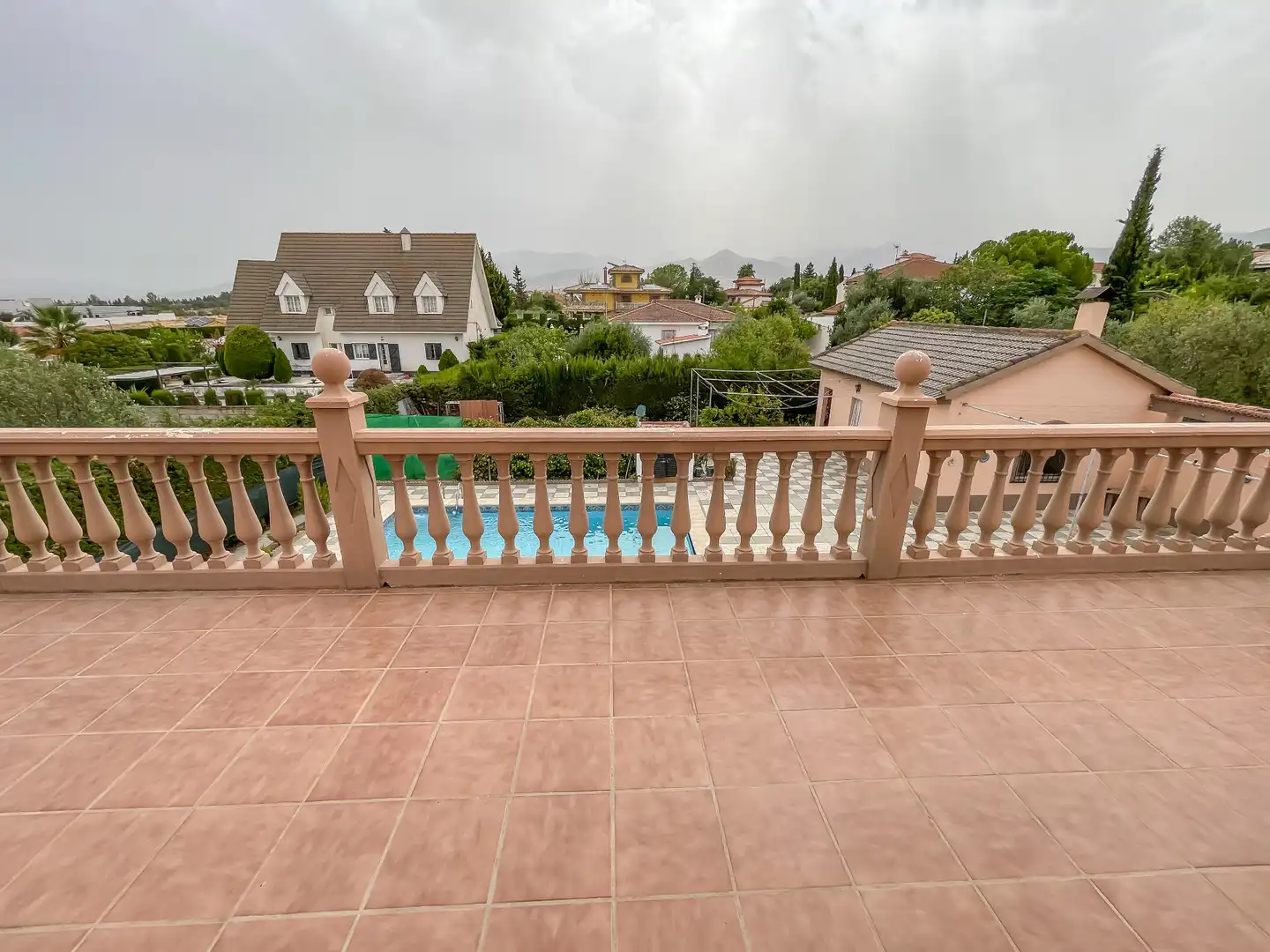 Terrassa de Casa o xalet en venda en Villa de Otura amb Jardí privat, Terrassa i Piscina