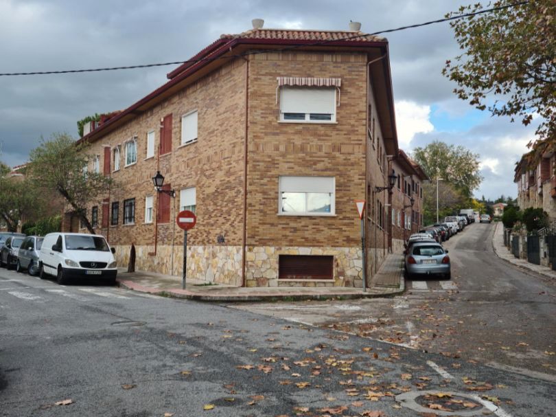 Garatge de lloguer a Calle de las Eras, 1, Colmenarejo