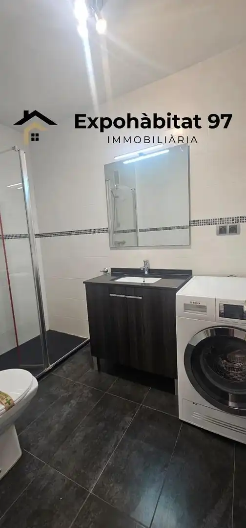 Baño de Apartamento en venta en Mont-roig del Camp con Aire acondicionado y Piscina comunitaria
