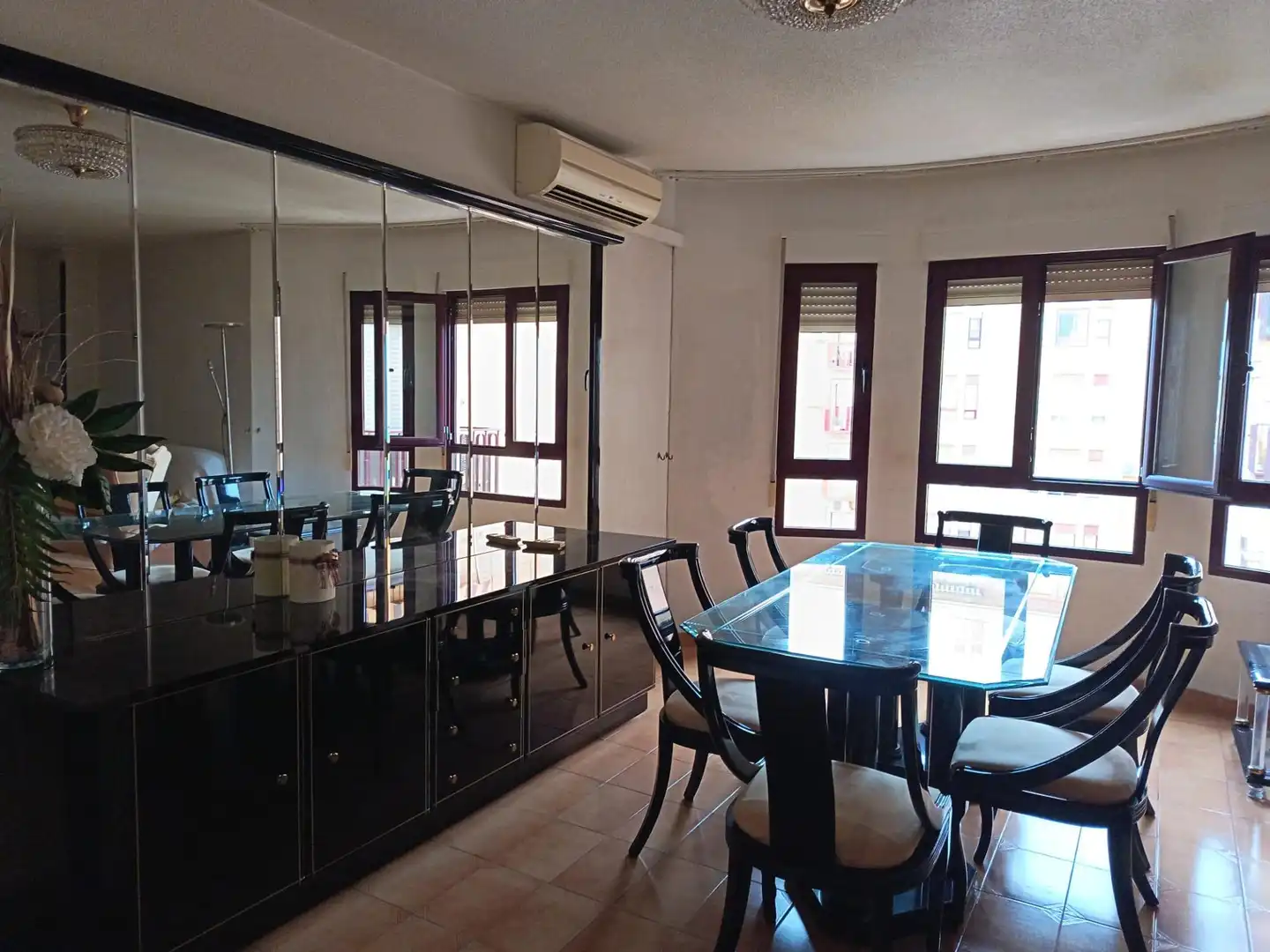 Comedor de Piso en venta en Alicante / Alacant con Aire acondicionado, Trastero y Balcón