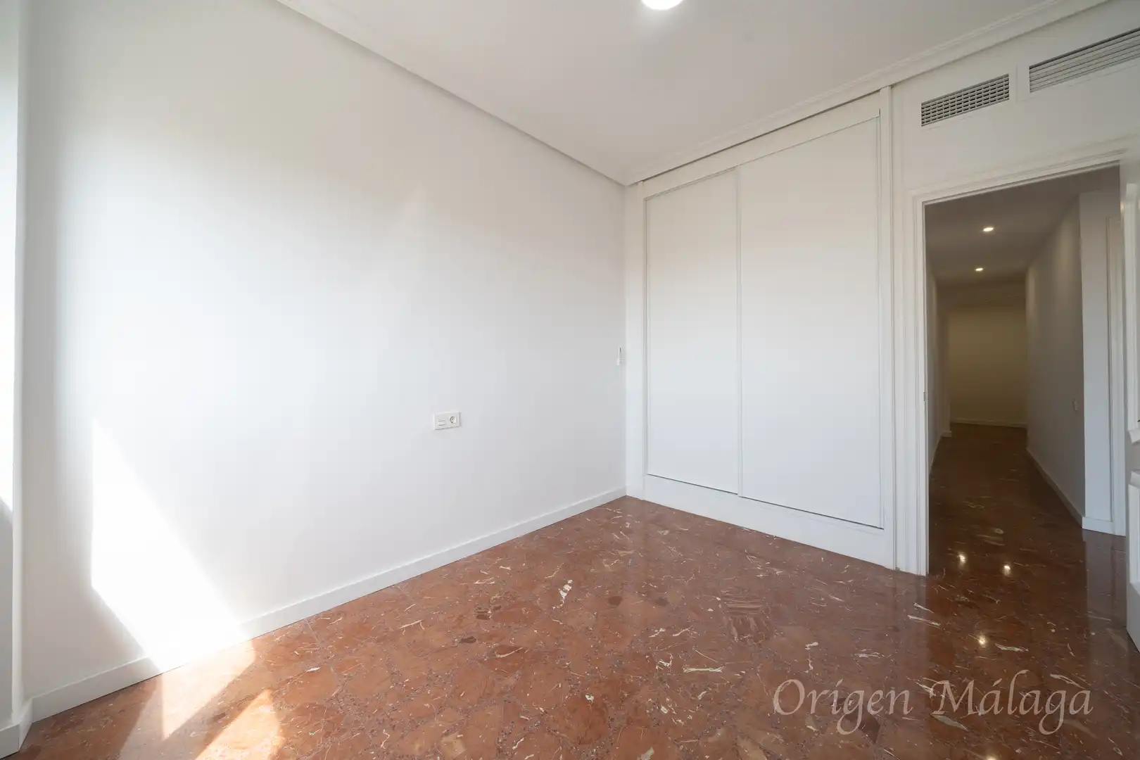 Flat for rent in N/A, Carranque - Haza Cuevas
