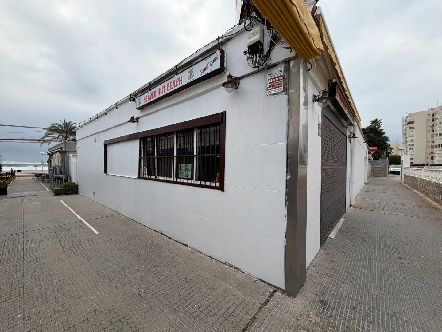 Vista exterior de Local en venta en Alicante / Alacant con Aire acondicionado, Terraza y Amueblado