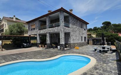 Vista exterior de Casa o xalet en venda en Tordera amb Aire condicionat, Calefacció i Terrassa
