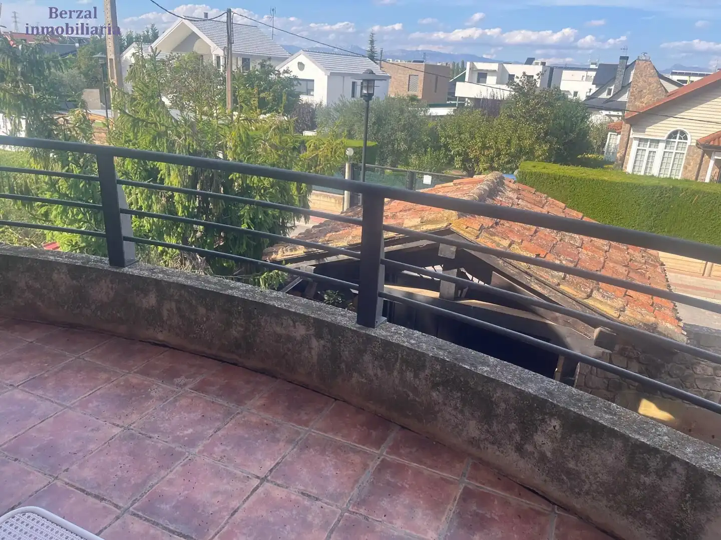 Detached house with garden for sale in Calle de Valle del Oja, imagen 35