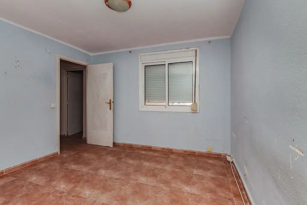 Flat for sale in Av Montsant, Sant Salvador