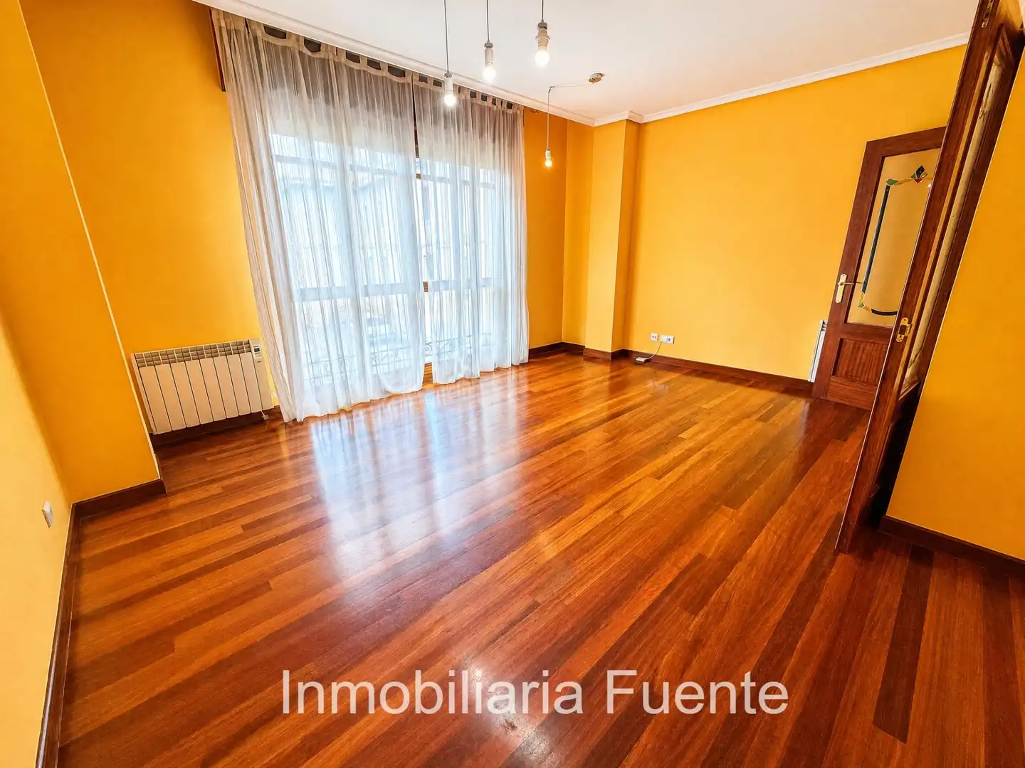Sala d'estar de Pis en venda en Artzentales amb Calefacció