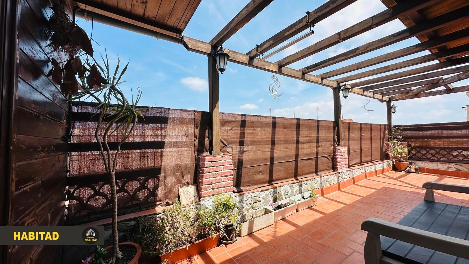 Terrassa de Àtic en venda en Sant Boi de Llobregat amb Terrassa, Moblat i Forn