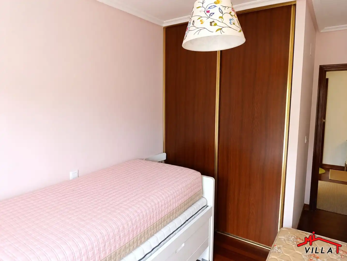 Habitación de Piso en venta en Bárcena de Cicero con Calefacción, Trastero y Amueblado
