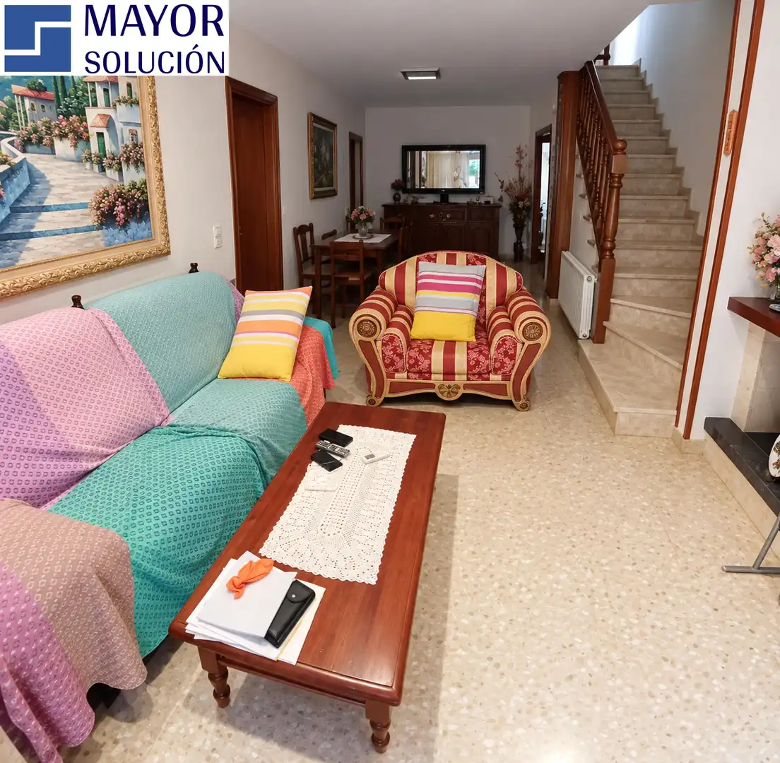 Adossat amb terrassa en venda a Camí de la Serra, imagen 2