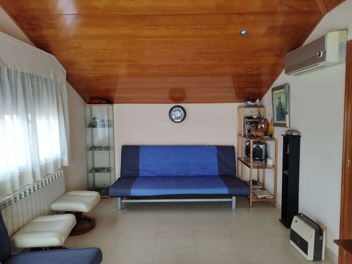 Sala de estar de Casa o chalet en venta en Riudellots de la Selva con Aire acondicionado, Calefacción y Jardín privado