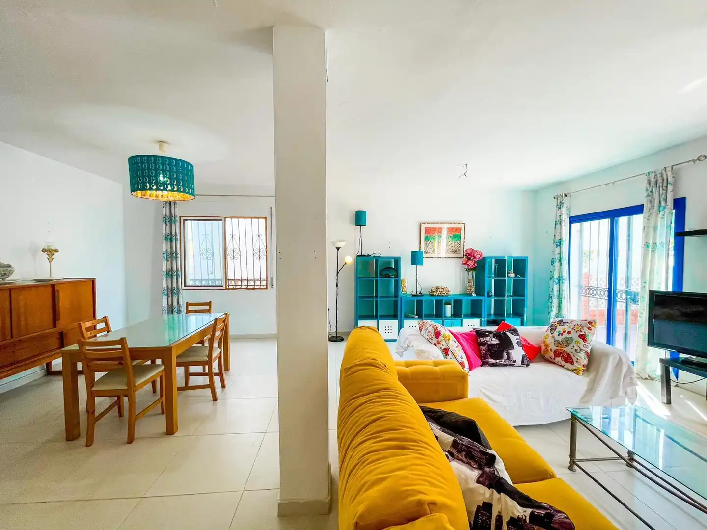 Sala d'estar de Casa o xalet en venda en Benajarafe