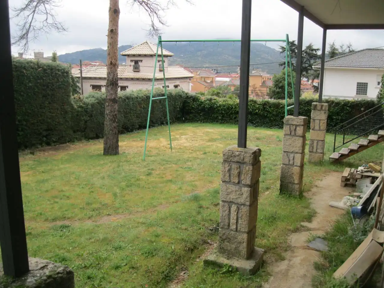 Jardí de Casa o xalet en venda en Manzanares El Real amb Calefacció, Jardí privat i Terrassa