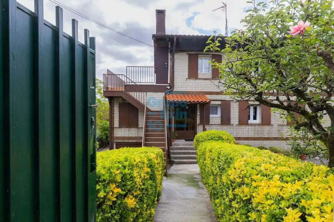 Vista exterior de Casa o chalet en venta en Donostia - San Sebastián  con Calefacción, Jardín privado y Terraza