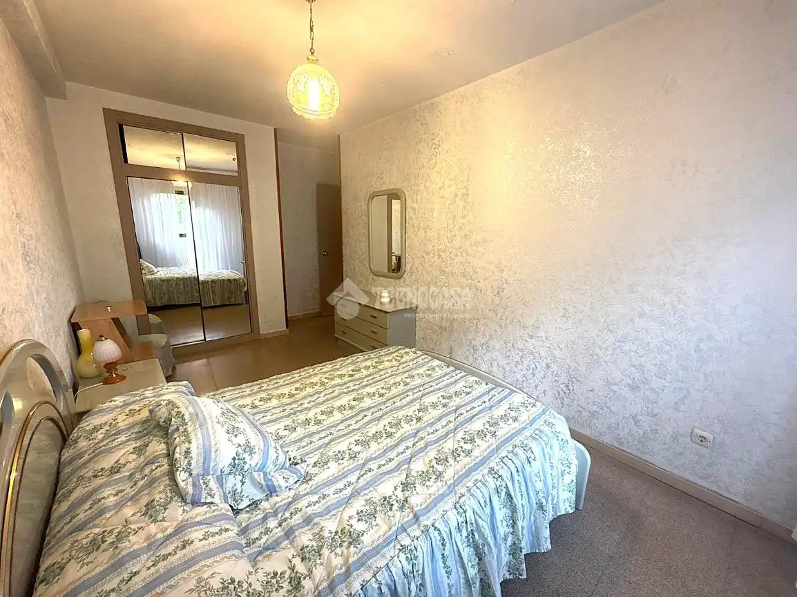 Bedroom of Flat for sale in Madrid