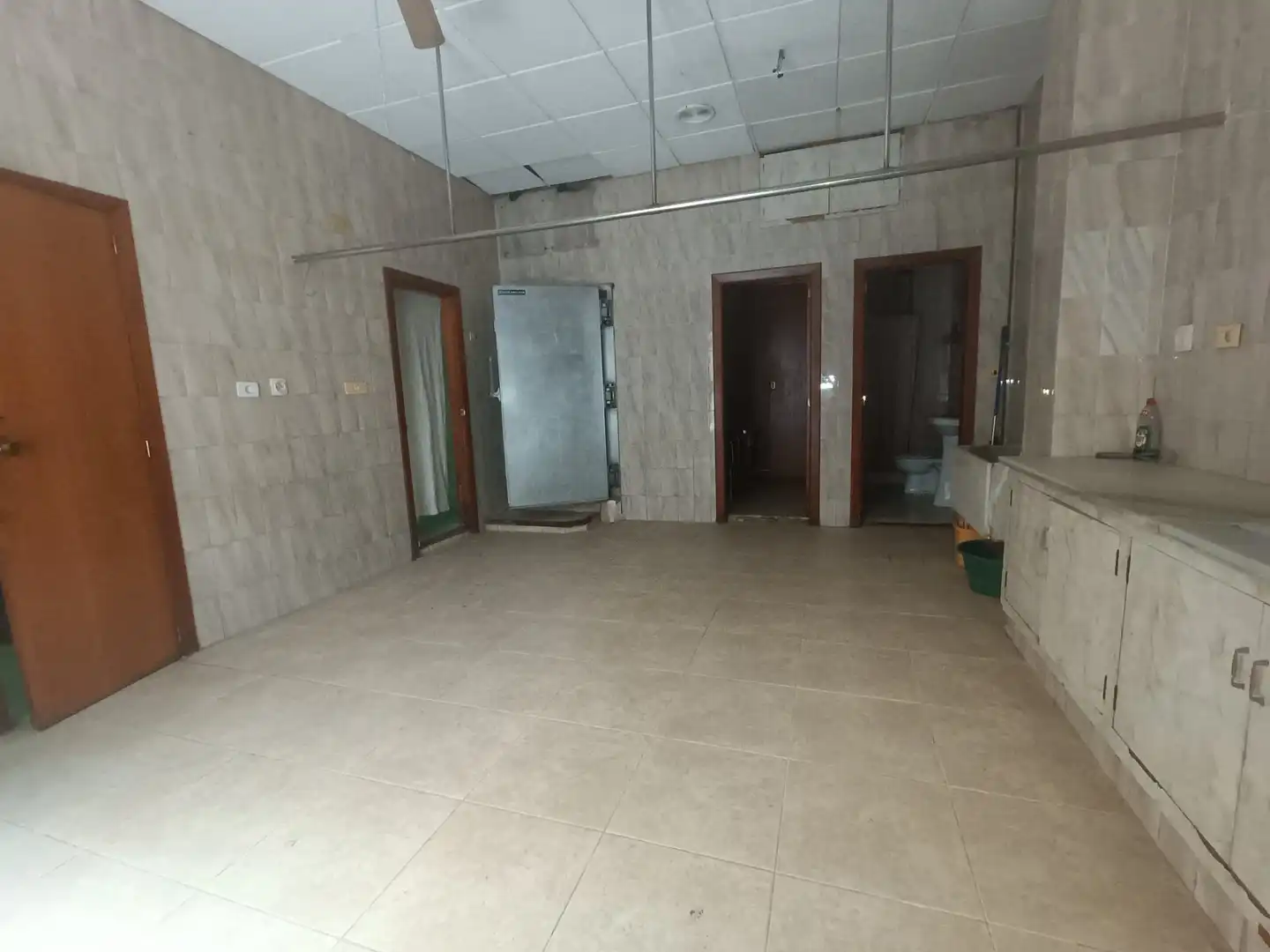 Local comercial de lloguer a Carrer de Miquel Servet 1, imagen 5