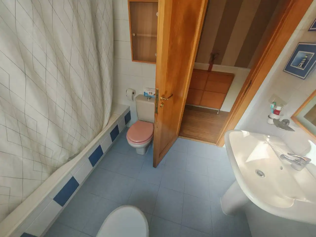 Baño de Piso en venta en Huétor Tájar con Aire acondicionado, Calefacción y Parquet