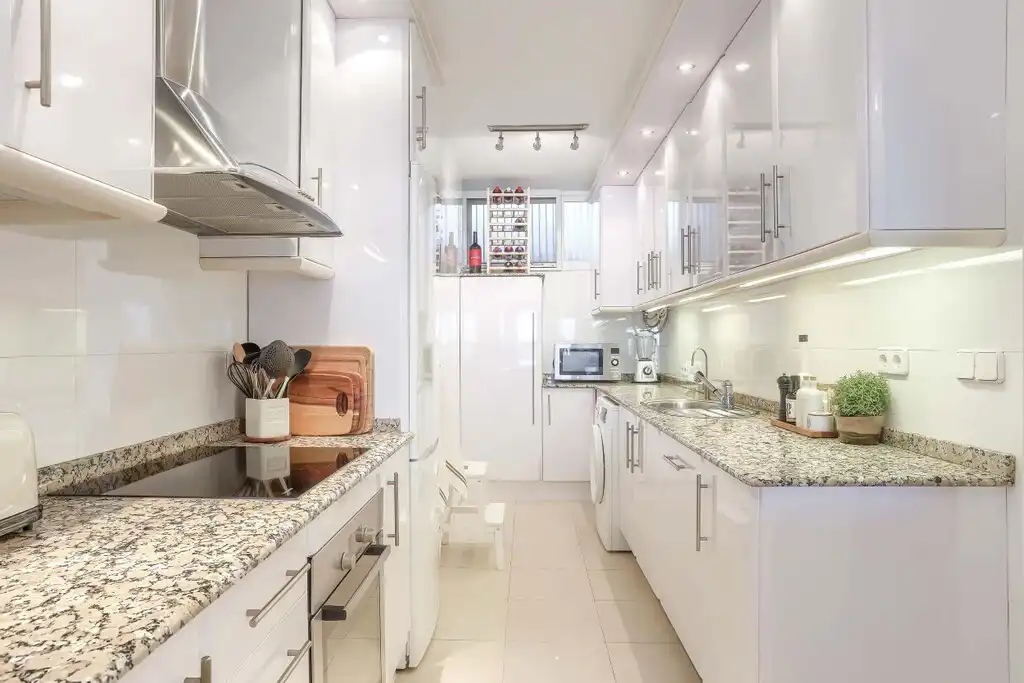 Cocina de Apartamento en venta en Calvià con Aire acondicionado, Jardín privado y Terraza