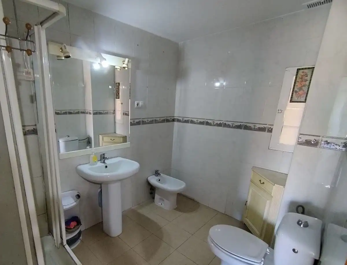Bathroom of Buildings for sale in Carcaboso