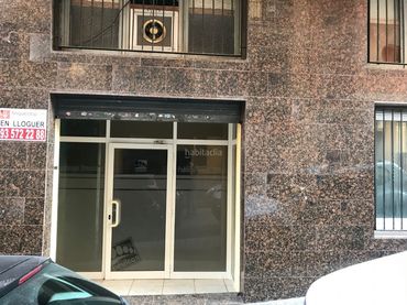 Local comercial en venda a Carrer de Joan XXIII 20