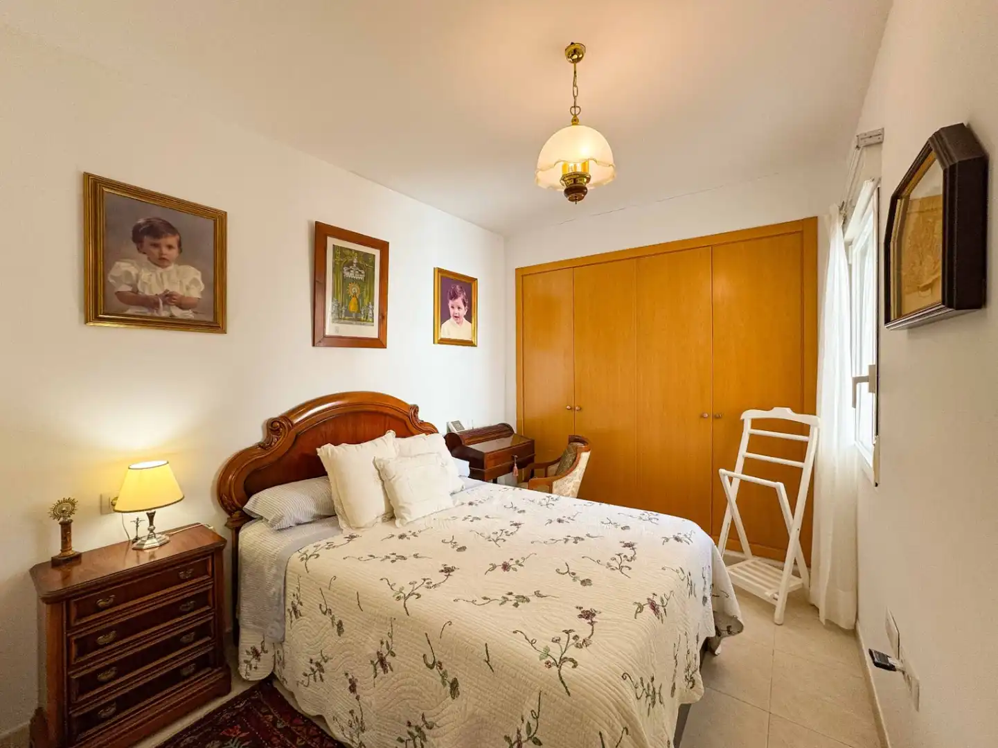 Schlafzimmer von Dachboden zum Verkauf in Dénia mit Klimaanlage und Heizung