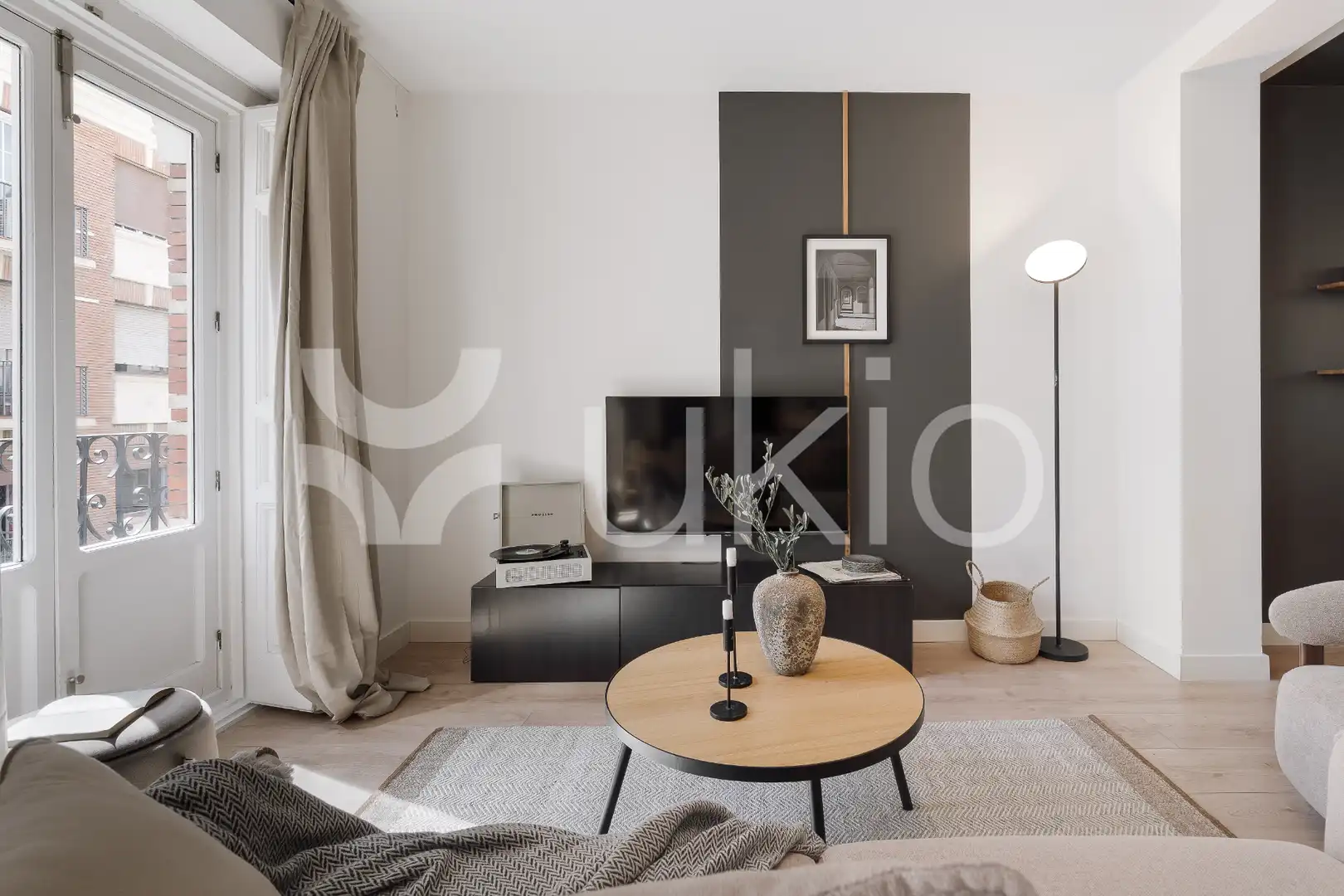 Sala de estar de Apartamento de alquiler en Madrid con Aire acondicionado, Calefacción y Amueblado